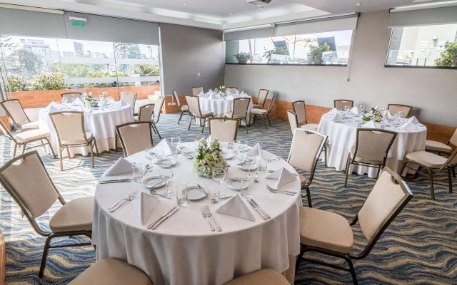 Sonesta Hotel El Olivar Lima