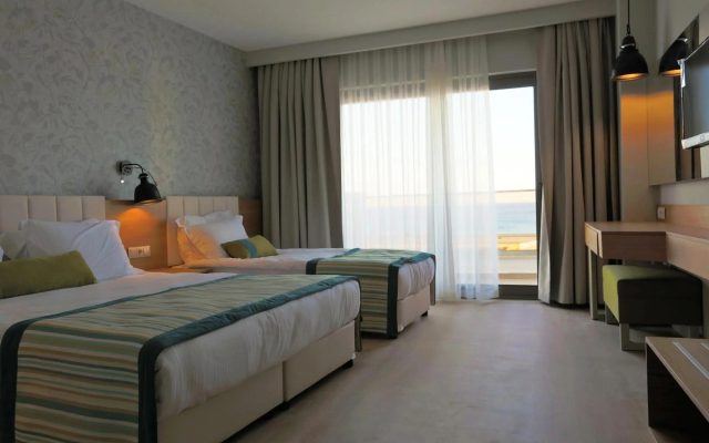 Calido Maris Hotel