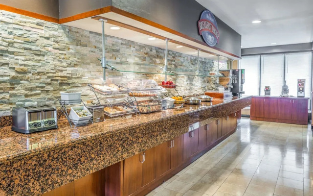 Baymont Inn & Suites Roswell Atlanta North