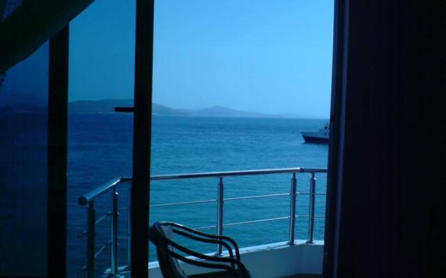 Royal Saranda