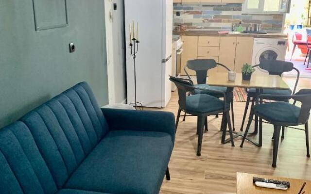 Modern and Spacious Apartment /5min walk to the center