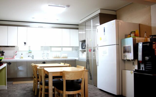 Guesthouse 710 in Haeundae - Hostel
