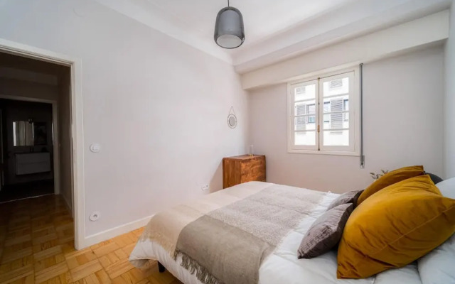 Nomad s By Sta Catarina Flats - 3bed Moments