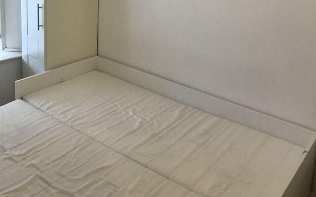 North Circular Serviced Accomodation