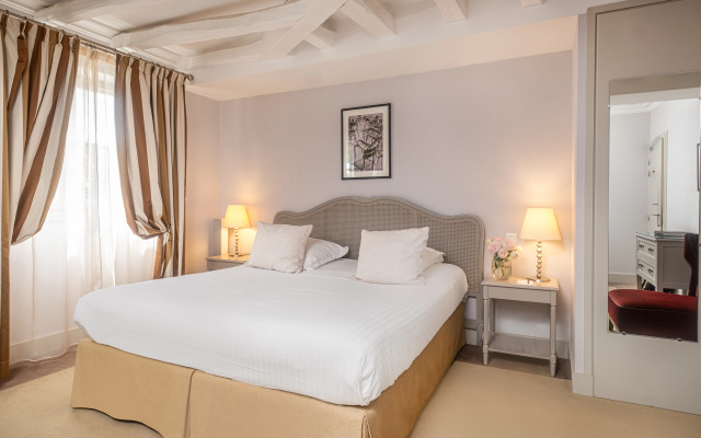 Chateau Belmont Tours by The Crest Collection (ex. Clarion Hotel Château Belmont Tours)