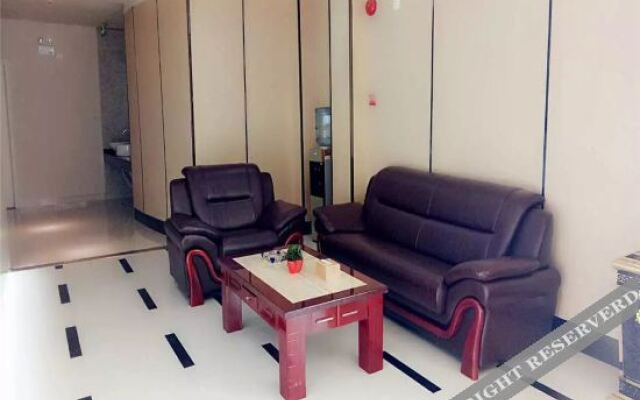 100 Inn Liangpin Hotel (Shanghai Fengxian Situan)