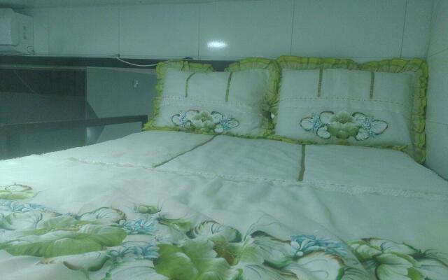 A 5 km do aeroporto no centro do Nucleo Bandeirante