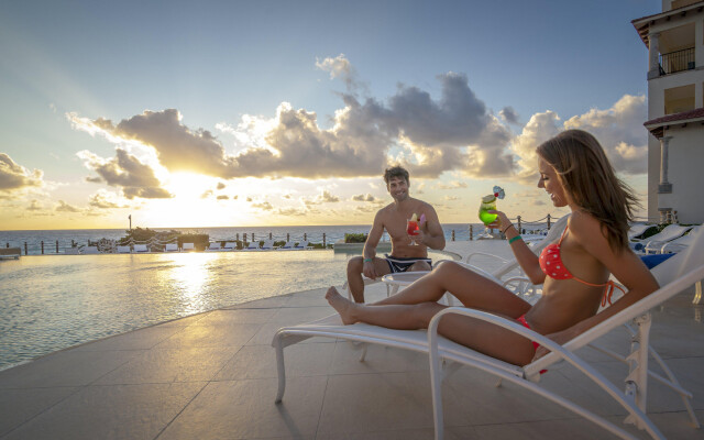 Grand Park Royal Cancún