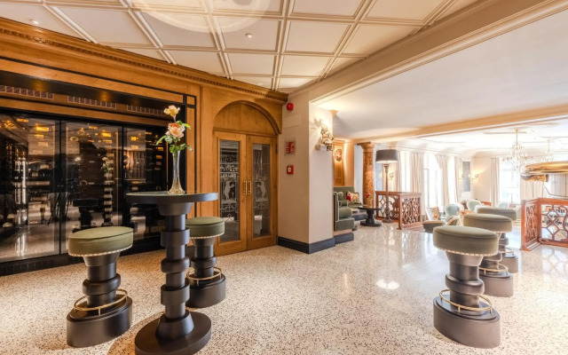 Hotel Elephant