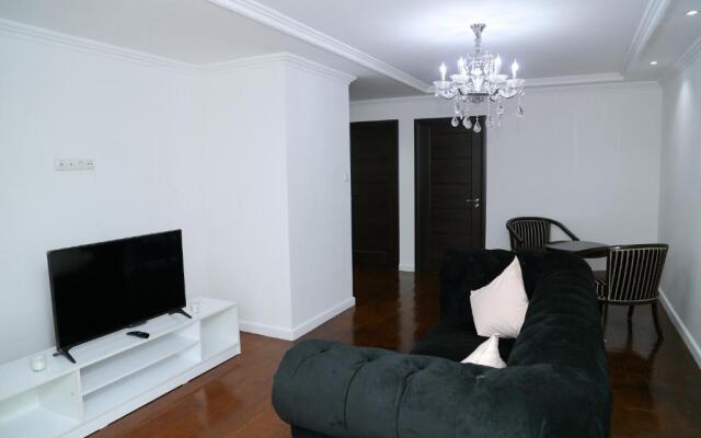 Apartment on Registon Kochasi