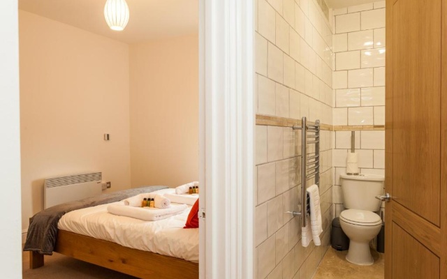Redhill Garland- 1 bed 1 bath self contained ground floor flat — фото 4