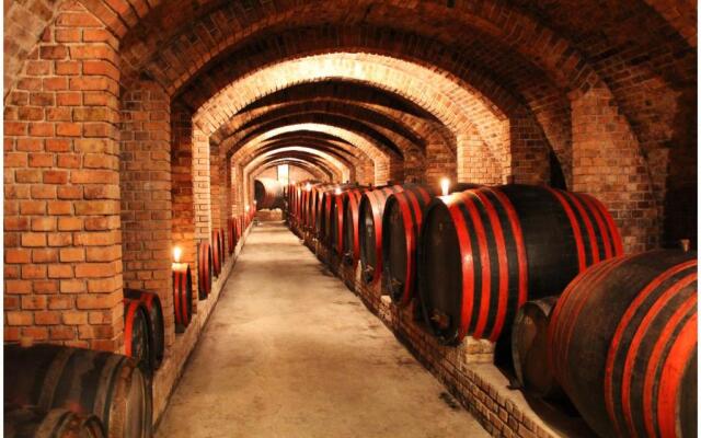 Hetényi Apartmanház és Birtok