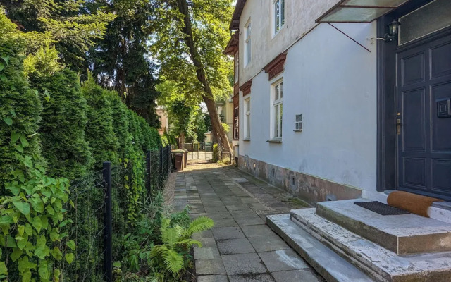 Sopot 3 Bedroom Apartment by Renters