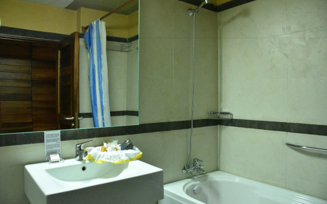 Hotel Club Du Lac Tanganyika