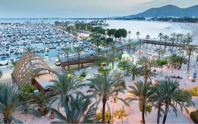 Aquamarina Beach