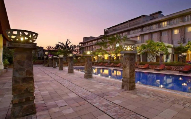 Oakwood Hotel & Apartments Taman Mini Jakarta