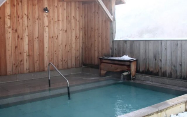 Niseko Goshiki Onsen Ryokan