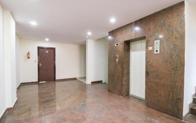 OYO The Royal International Hotel