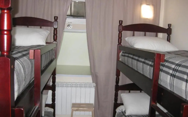 Mini Hostel