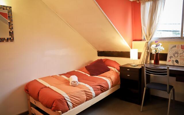 The House Hostel Resto & Bar Bariloche