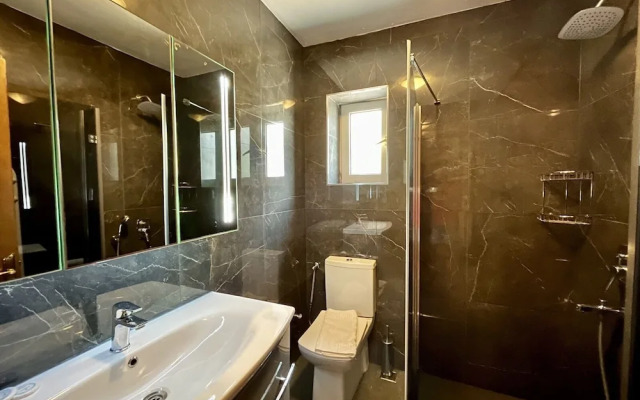 Farrys Boutique Hotel & Beach Club