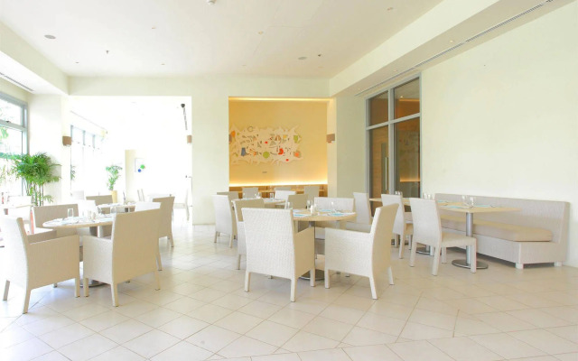 Pico Sands Hotel
