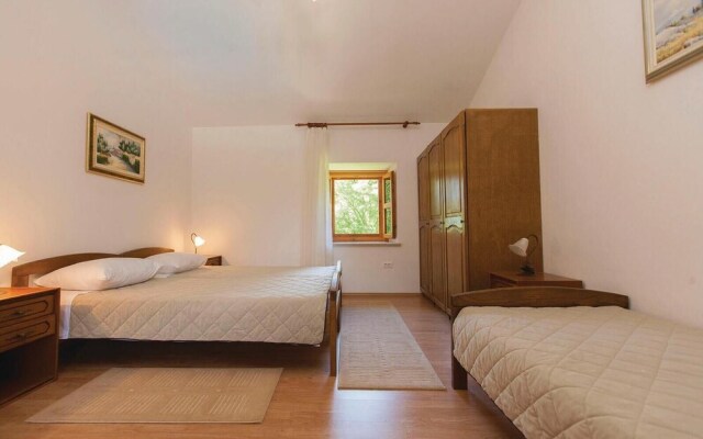 Stunning Home in Vrsar With Wifi and 3 Bedrooms