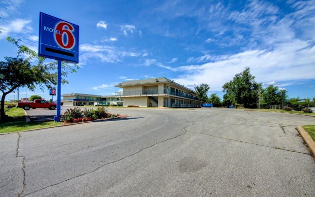 Regency Inn