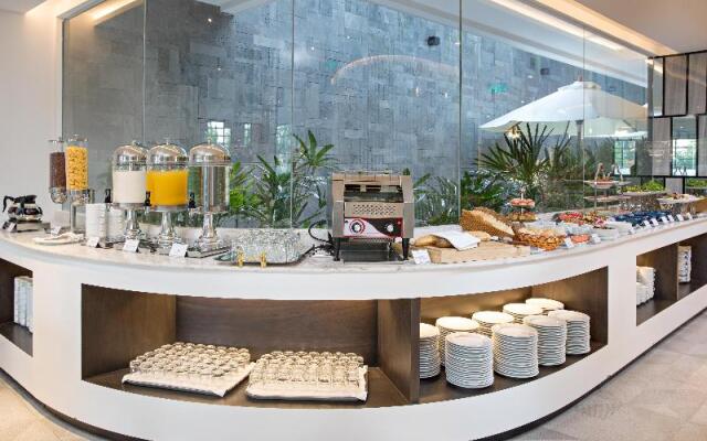 Satya Da Nang Hotel Han Market