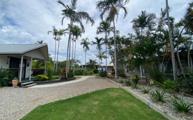 Palm View Holiday Apartments