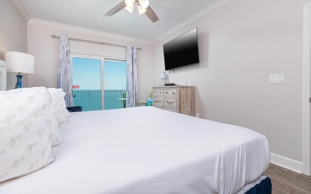 Seawind 809 3 Bedroom Condo