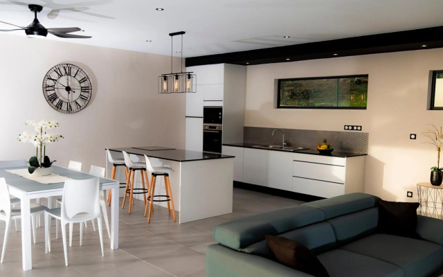 Villa Lembah Giri Villas 5*****