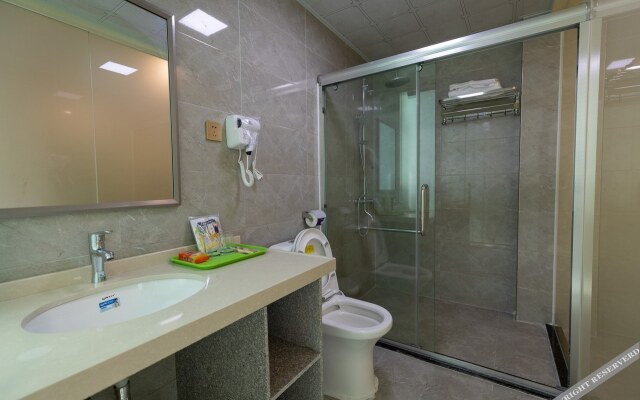 Yueqingnian Apartment