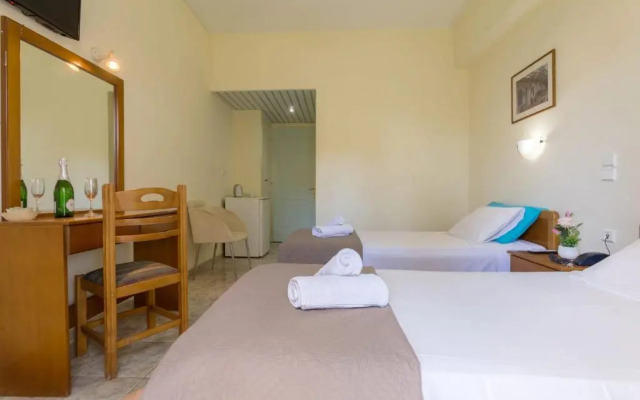 Anita And Nikos Studios Apartments