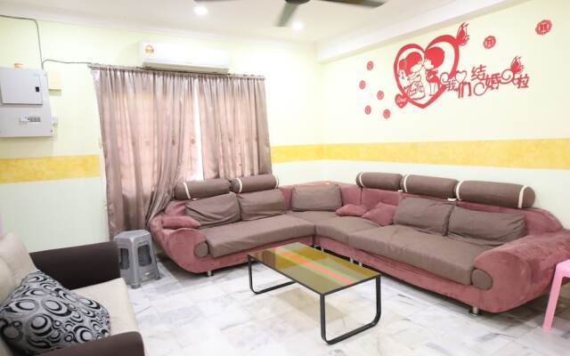 OYO Homes 90575 C.k Bahau Homestay