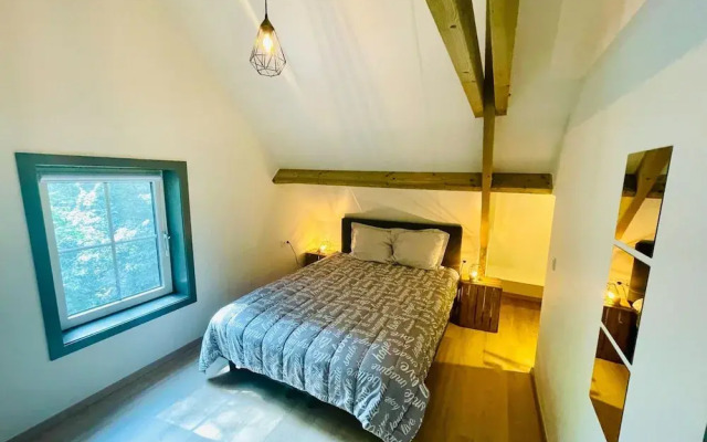 Alluring Holiday Home in Erp Near Forest