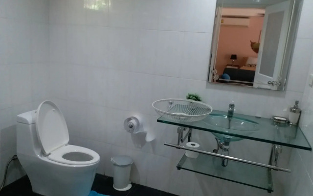 Studio Deluxe Avec Services Hôteliers - Adults Only