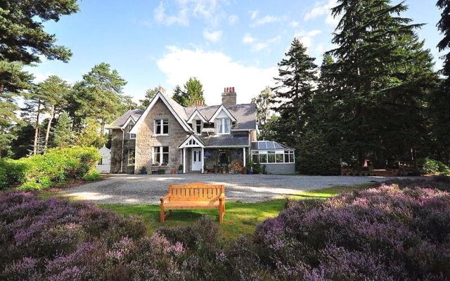 Glendavan House