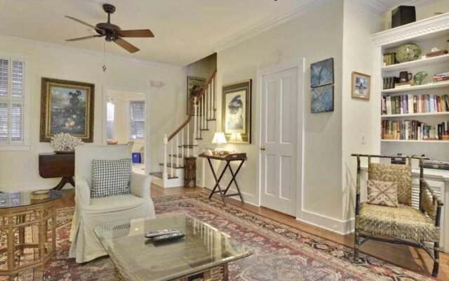 Amelia Home by Avantstay In Historic Old Town w/ Pool