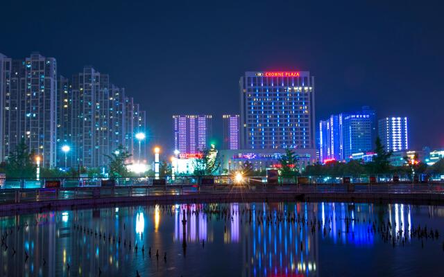 Crowne Plaza Xiangyang by IHG