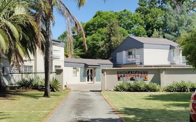 Zinzanathi Guesthouse