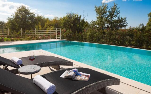 Villa Blanche By ILC