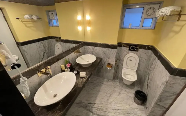 Cama Rajputana Club Resort