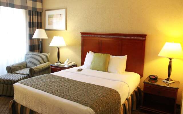 Best Western Plus Bridgeport Inn