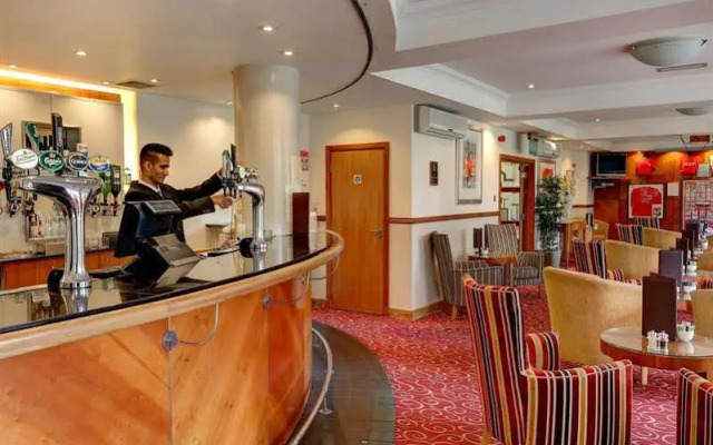 Best Western Welwyn Garden City Homestead Court Hotel