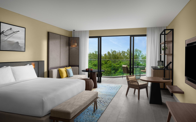 Crowne Plaza Phu Quoc Starbay by IHG