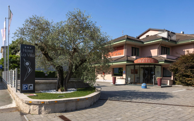 La Villa, Sure Hotel Collection by Best Western