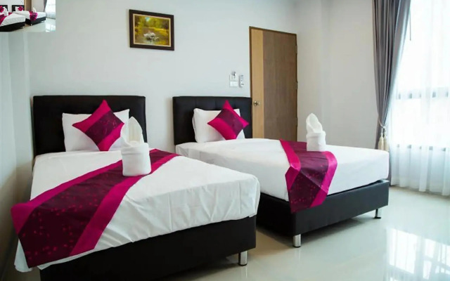 Noble Tarntong Boutique Hotel