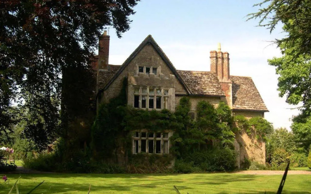 Lullington House