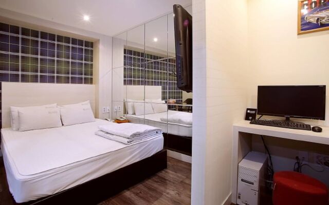 Seven Motel Songjeong